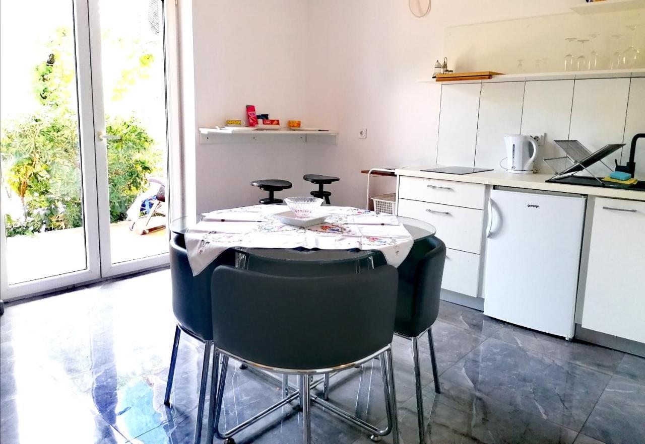 1Bedroom Apartment In Lapad Ντουμπρόβνικ Εξωτερικό φωτογραφία